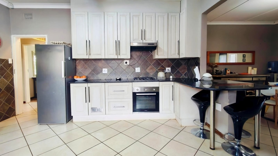 4 Bedroom Property for Sale in Baillie Park North West